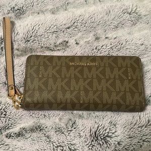 Michael Kors wallet